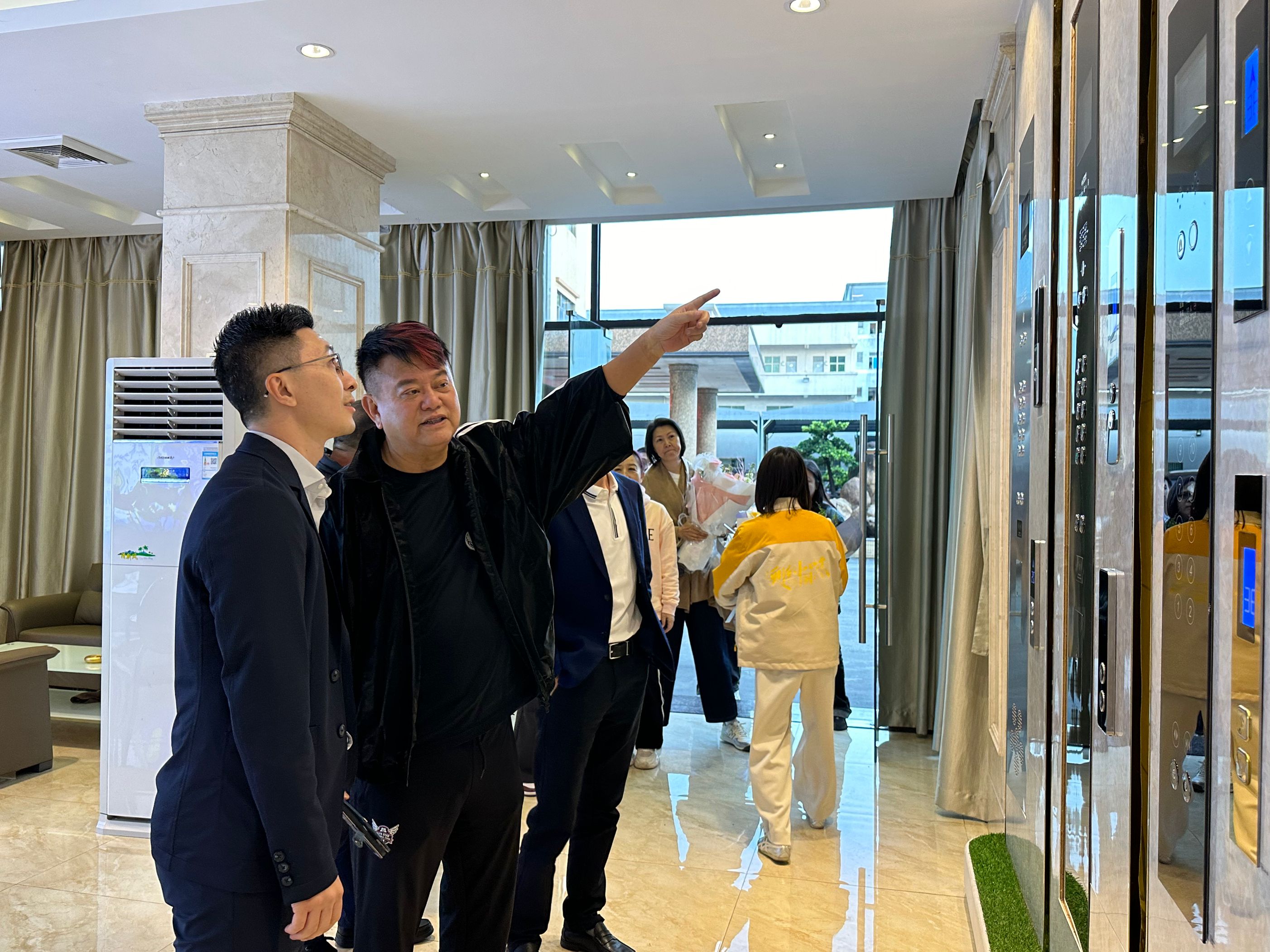 “叻哥”走進廣東日芝電梯，探索智能電梯的無限可能